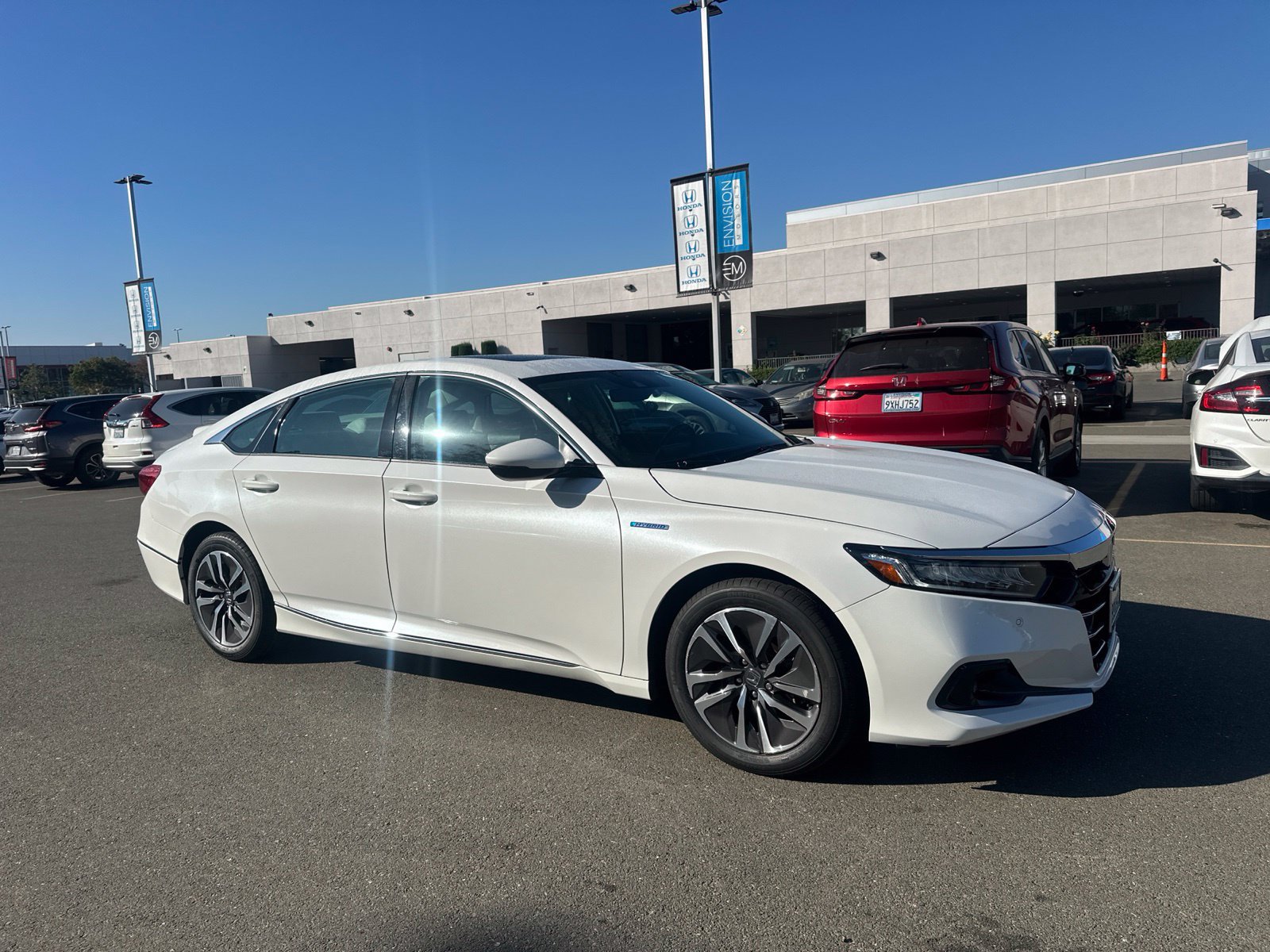 Used 2022 Honda Accord EX-L image 2