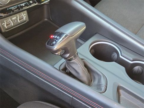 Used 2023 Dodge Durango GT image 25