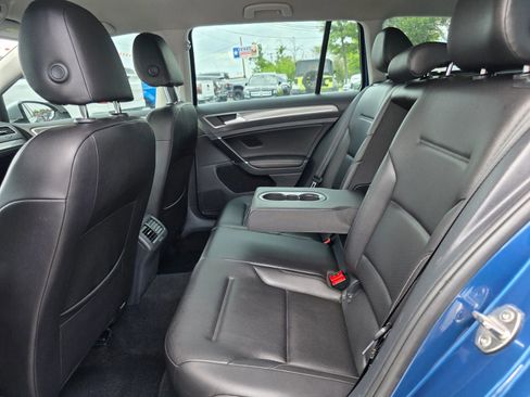 Used 2017 Volkswagen Golf Alltrack S AWD/4WD image 19
