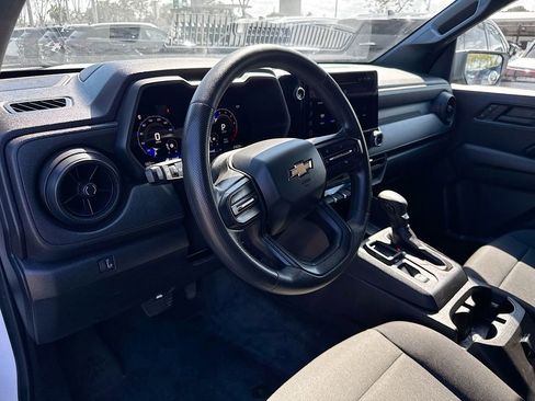 Used 2024 Chevrolet Colorado W/T image 7