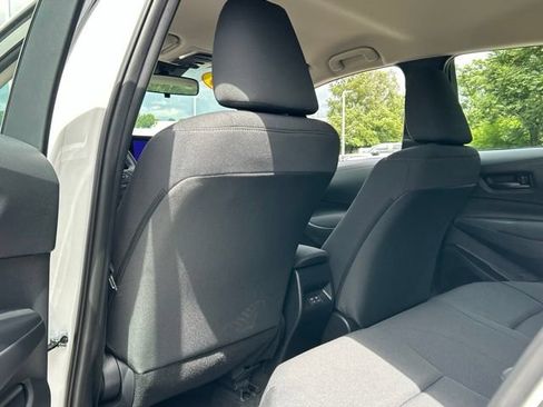 Used 2023 Toyota Corolla LE w/ LE Convenience Package FWD image 30