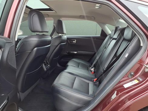 Used 2016 Toyota Avalon Limited image 10