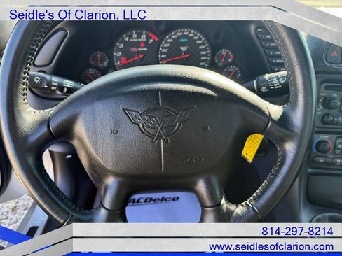 Used 2001 Chevrolet Corvette Z06 w/ Memory Pkg RWD image 25