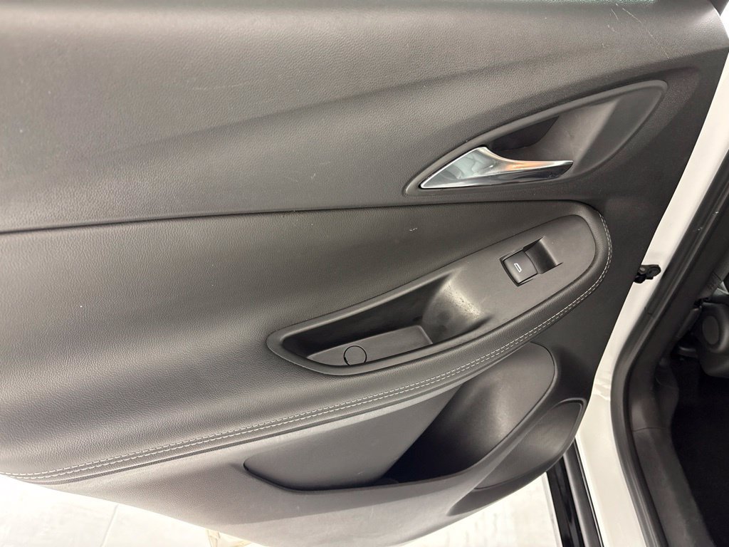 Used 2024 Buick Encore GX Sport Touring FWD image 21
