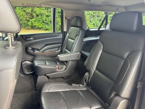 Used 2017 Chevrolet Suburban LT AWD/4WD image 22