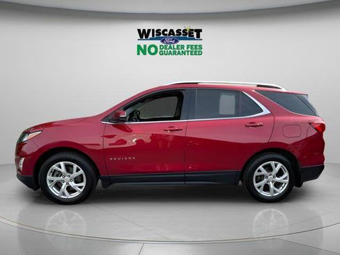 Used 2018 Chevrolet Equinox LT w/ Sun & Infotainment Package AWD/4WD image 2