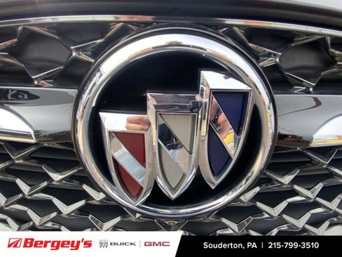 Certified 2021 Buick Envision Avenir w/ Technology Package II AWD/4WD image 35