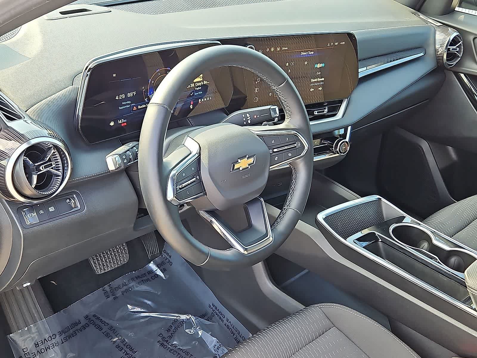 Certified 2025 Chevrolet Equinox LT FWD image 16