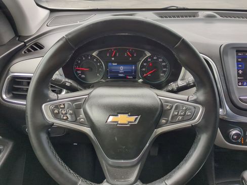 Used 2023 Chevrolet Equinox LT w/ Driver Convenience Package image 18