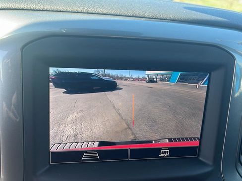 Used 2025 Chevrolet Silverado 2500 W/T image 12