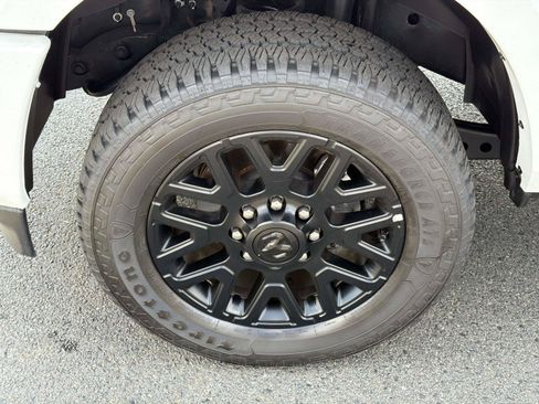 Used 2026 RAM 3500 Limited AWD/4WD image 5
