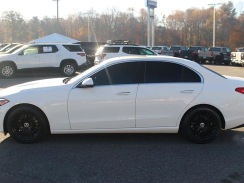 Used 2024 Mercedes-Benz C 300 4MATIC Sedan image 4