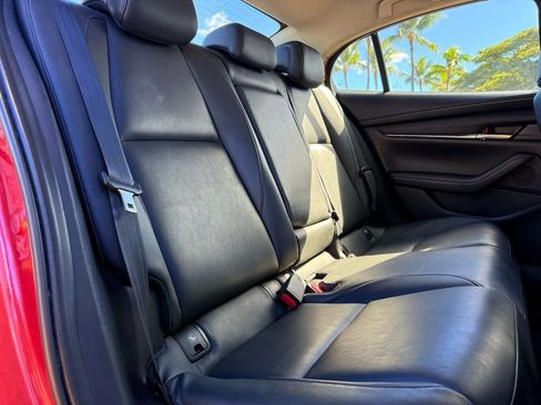 Used 2021 MAZDA MAZDA3 s image 12