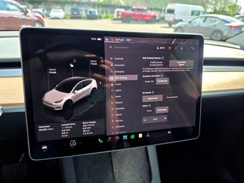 Used 2023 Tesla Model Y Long Range AWD/4WD image 52