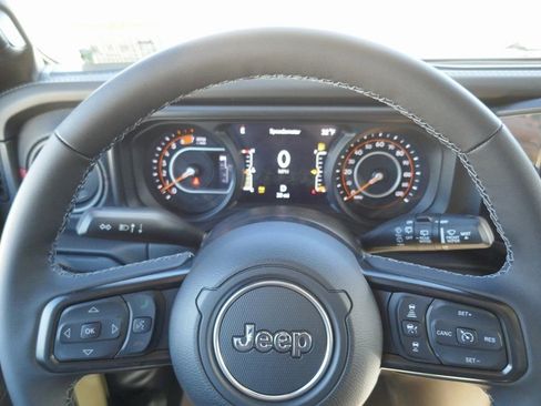 New 2026 Jeep Wrangler Unlimited Rubicon image 24