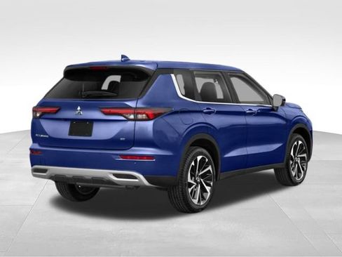 Used 2023 Mitsubishi Outlander SE FWD image 35