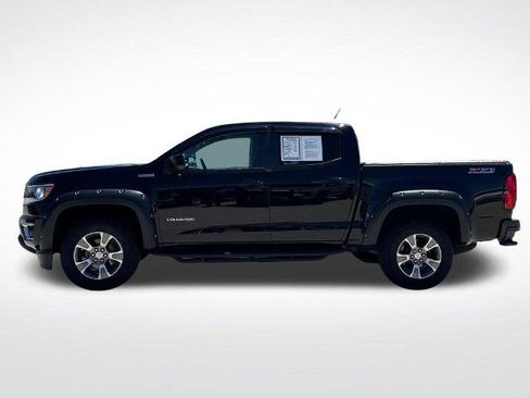 Used 2019 Chevrolet Colorado Z71 AWD/4WD image 2