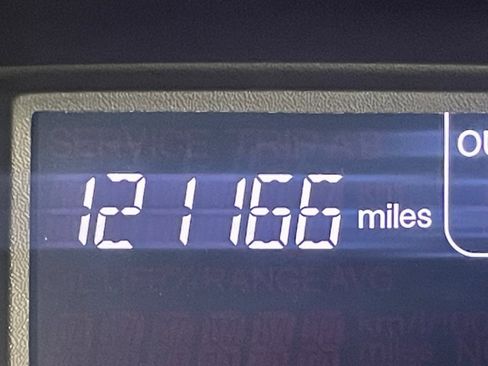 Used 2016 Honda Odyssey SE image 17