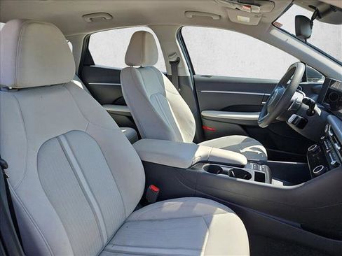 Used 2025 Hyundai Sonata SEL FWD image 19