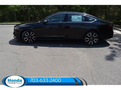 New 2026 Honda Accord Hybrid Touring image 4