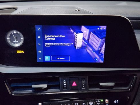 Used 2024 Lexus ES 350 w/ Premium Package image 35