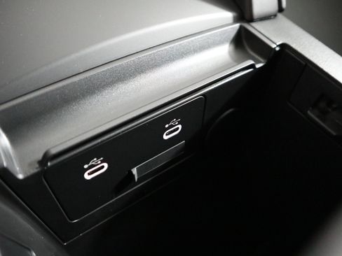 New 2026 MAZDA MAZDA3 2.5 S Sedan w/ Preferred Pkg image 33