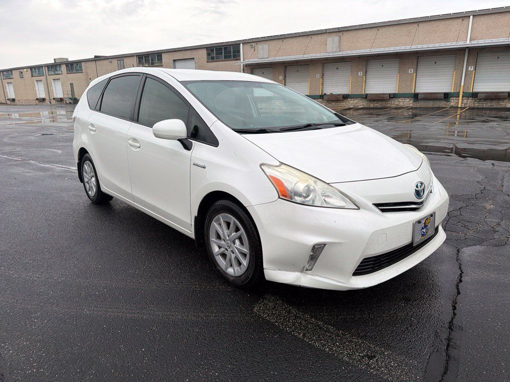 Used 2013 Toyota Prius V Three FWD image 4