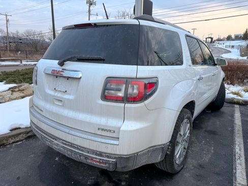 Used 2017 GMC Acadia Limited SLT image 4