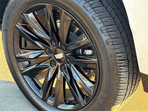 Used 2024 Cadillac Escalade Sport Platinum image 12