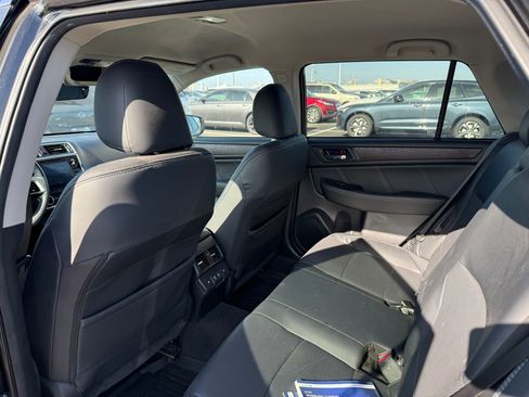 Used 2019 Subaru Outback 2.5i Limited image 6