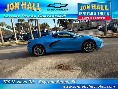 Used 2025 Chevrolet Corvette Stingray Coupe w/ 1LT image 17