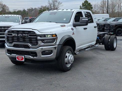 New 2026 RAM 5500 Tradesman image 4