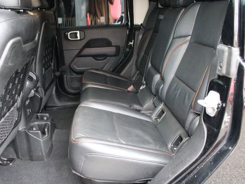 Used 2021 Jeep Gladiator Mojave image 16