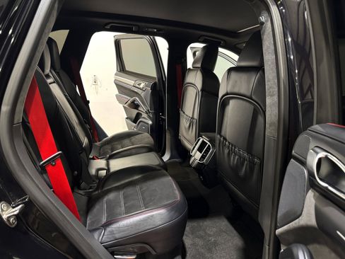 Used 2013 Porsche Cayenne GTS image 13