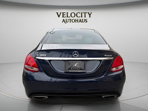 Used 2018 Mercedes-Benz C 300 4MATIC Sedan image 6