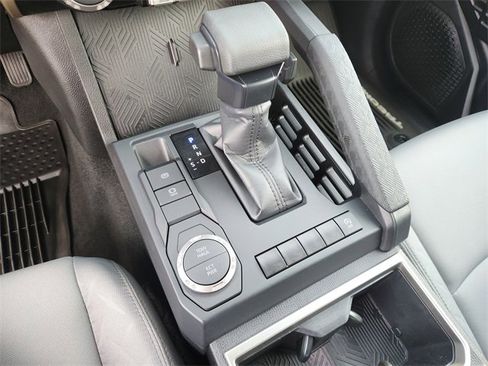 Certified 2024 Toyota Tacoma SR5 image 16