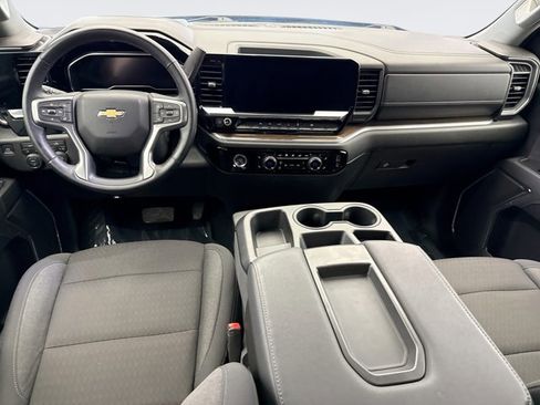 Used 2024 Chevrolet Silverado 1500 LT image 14