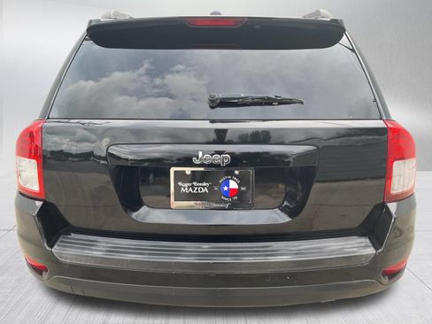 Used 2013 Jeep Compass Latitude FWD image 7