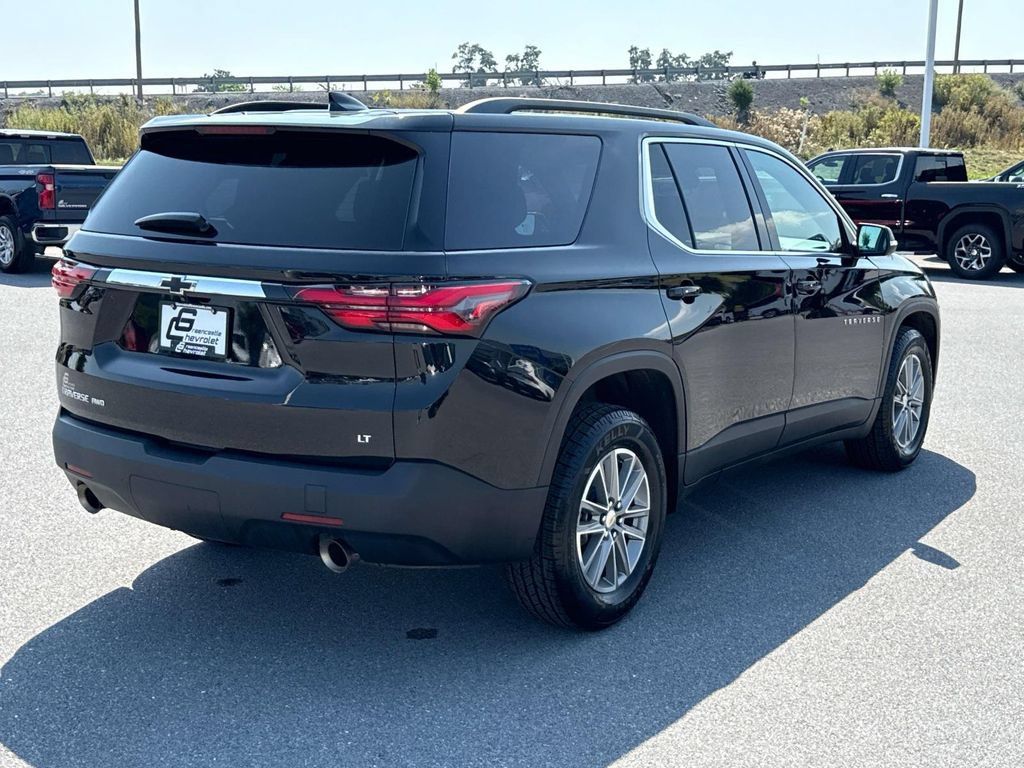 Used 2023 Chevrolet Traverse LT AWD/4WD image 26