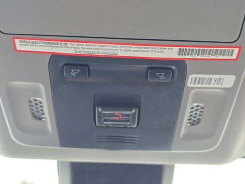 Used 2023 Toyota Camry SE image 35