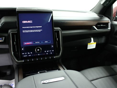 New 2026 GMC Yukon Denali AWD/4WD image 21