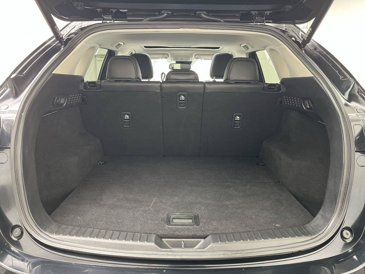 Certified 2025 MAZDA CX-5 AWD 2.5 S w/ Preferred Package image 3