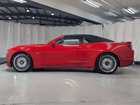 Used 2020 Chevrolet Camaro SS image 25