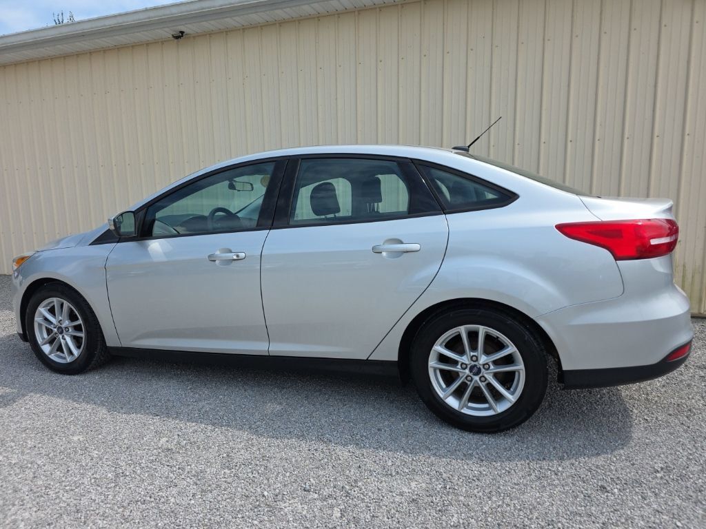 Used 2016 Ford Focus SE FWD image 10