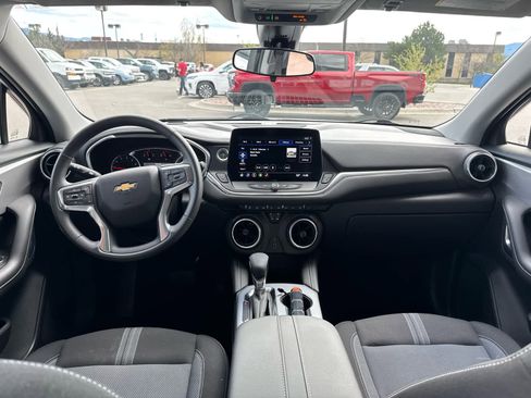 Used 2023 Chevrolet Blazer LT image 33