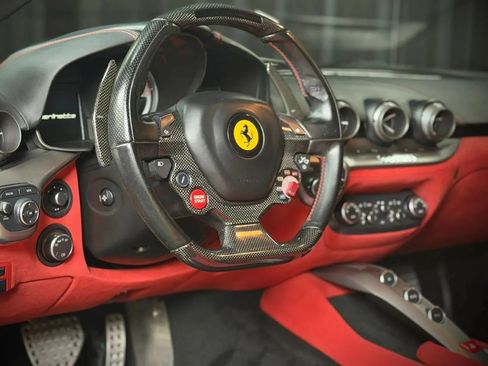 Used 2015 Ferrari F12 Berlinetta RWD image 29