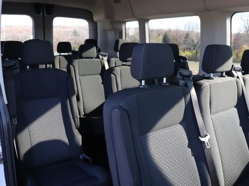 Used 2023 Ford Transit 350 XLT image 14