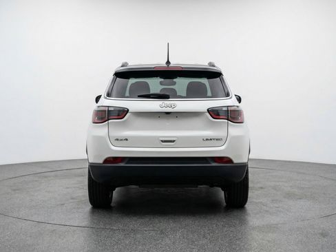 Used 2025 Jeep Compass Limited AWD/4WD image 7