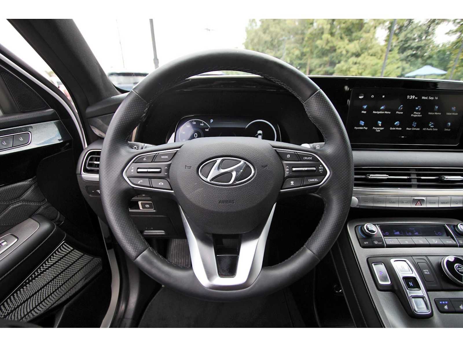 Used 2020 Hyundai Palisade Limited FWD image 15