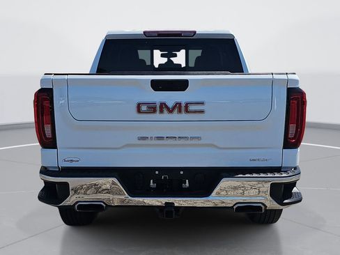 Certified 2022 GMC Sierra 1500 SLT w/ SLT Premium Package AWD/4WD image 5